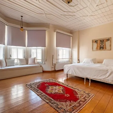 فيلة Terrace Triplex In Peninsula *