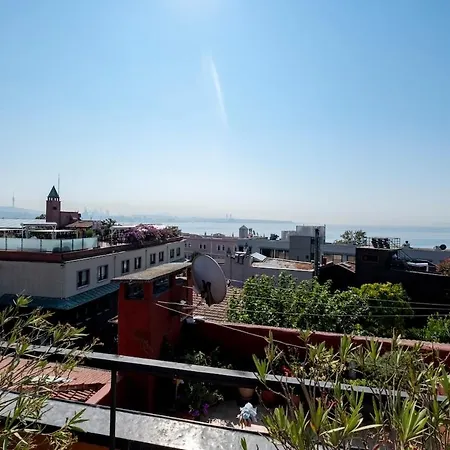 Terrace Triplex In Peninsula فيلة
